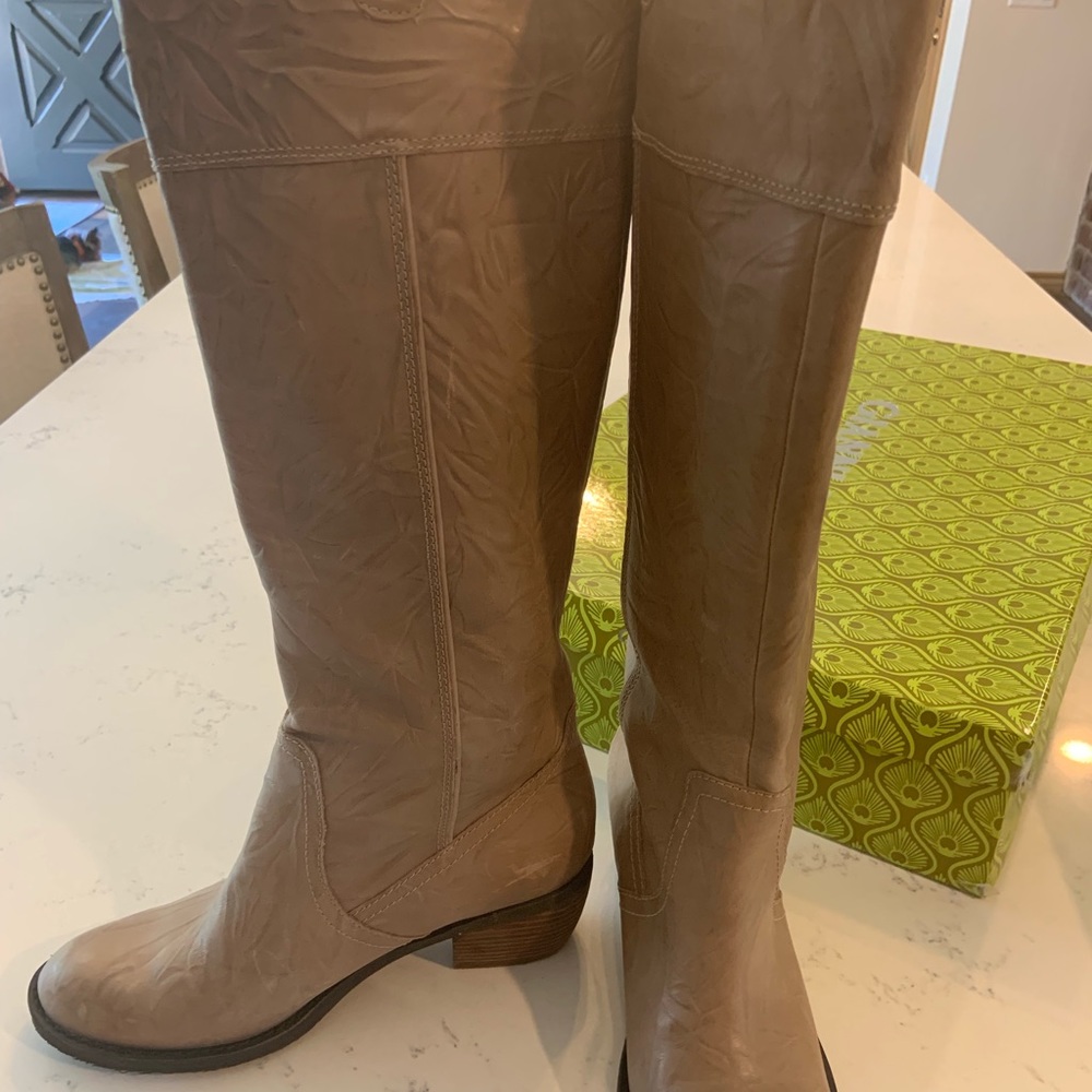 Gianni Bini boots